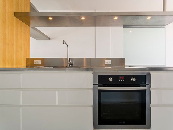 5th image of 542 Saint Marks Ave APT 708
