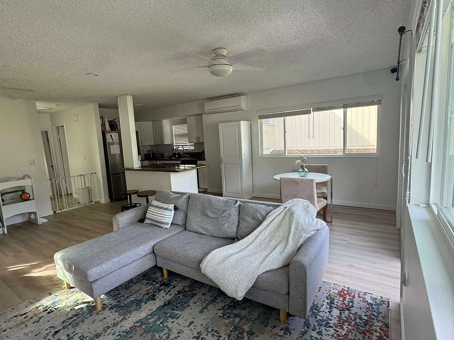 3 bed, 2.5 bath, 1538 sqft, $4,200 — Photo 2