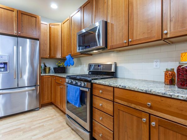 114 Brinley Ct
