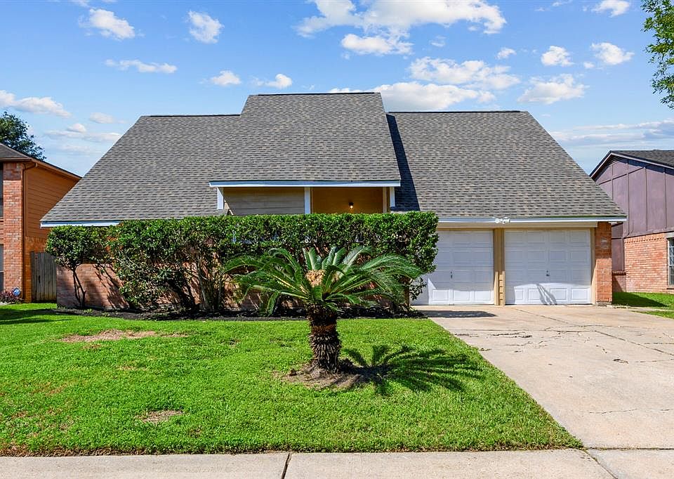 1st image of 16426 Quail Briar Dr