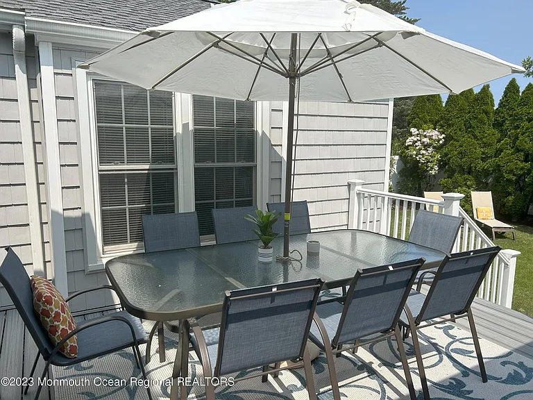 608 Brielle Ave — Photo 39