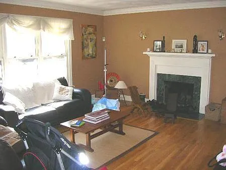 25 Winthrop Rd Photo 1