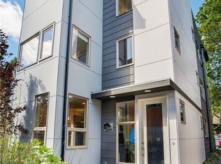 426 26th Ave S #A, Seattle, WA 98144