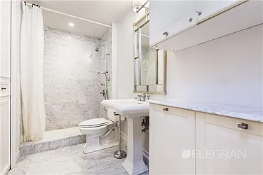 Rented by (Legacy) Elegran