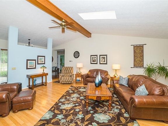 5th image of 6781 Trailview Dr