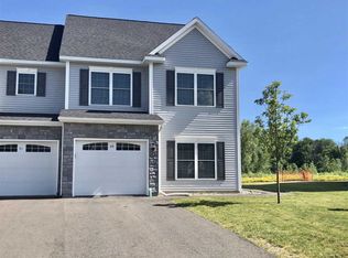 49 Reutter Dr, Selkirk, NY 12158