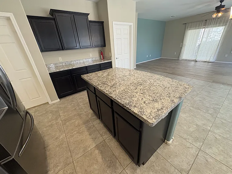 551 S Courts Redford Dr — Photo 23