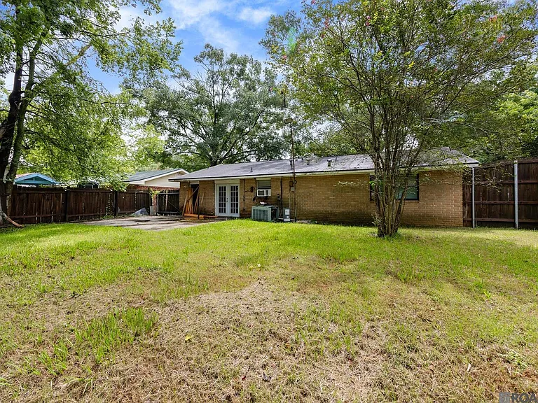 7224 Meadow Park Ave — Photo 16