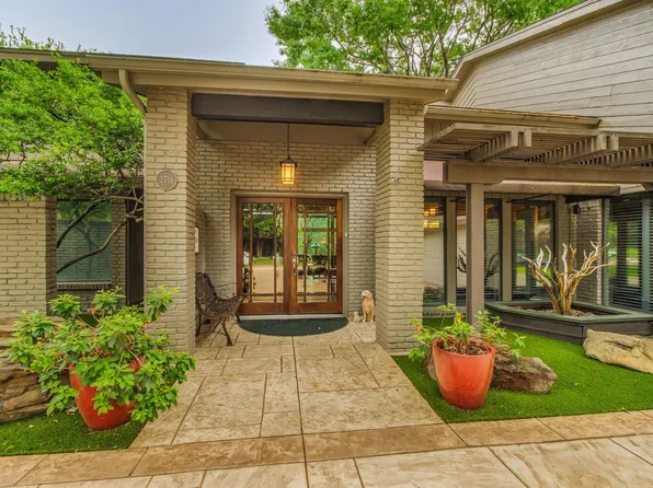 2718 W Prairie Creek Dr, Richardson, TX 75080