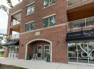 6770 N Northwest Hwy UNIT 304, Chicago, IL 60631