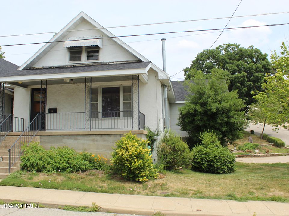 321 Case Ave, Jefferson City, MO 65101 Zillow