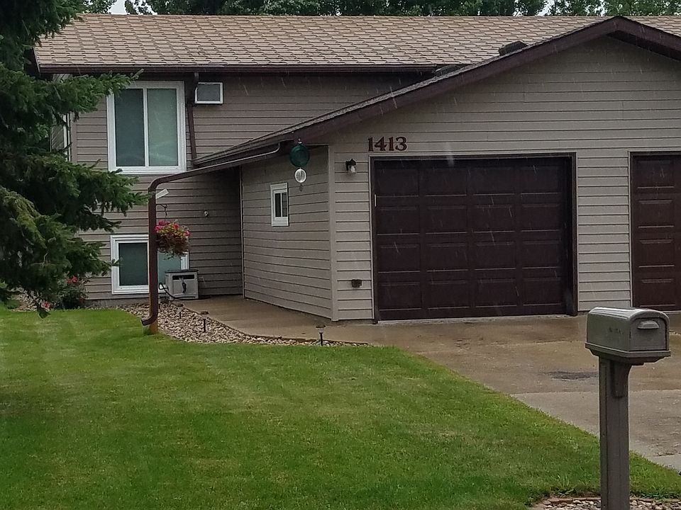 Single attached garage