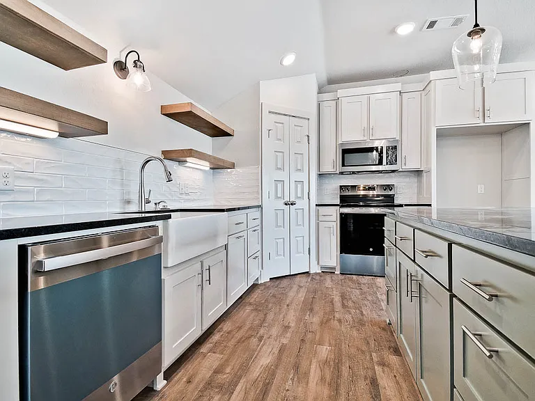 65 N Bibury Ln #A — Photo 9
