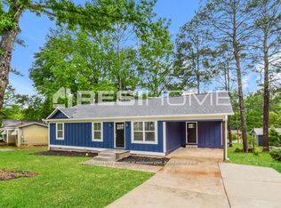 29 Westgate Park Ln, Newnan, GA 30263