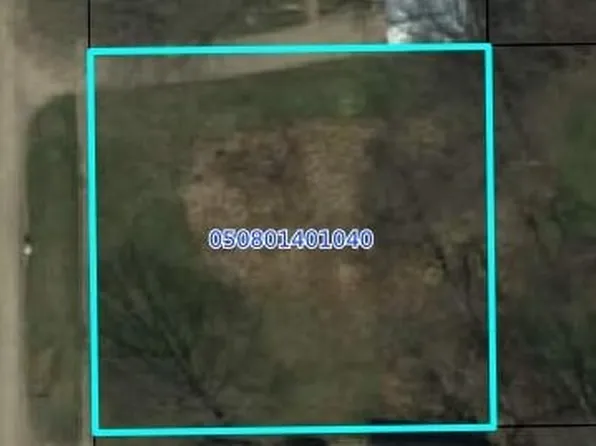 113 N Mill St, Mount Carroll, IL 61053