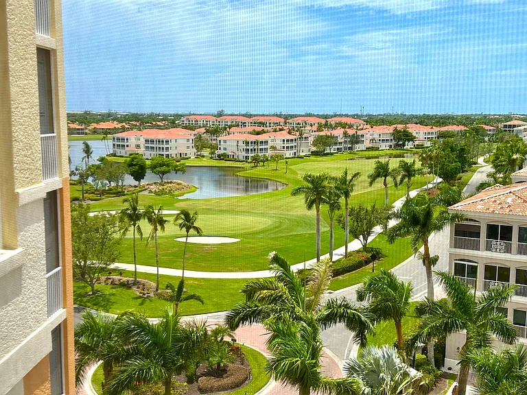 14200 Royal Harbour Ct — Photo 44