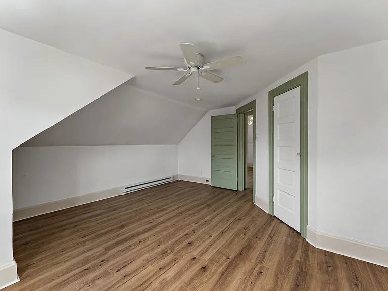 901 Highview St #1 — Photo 16
