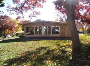 1415 Trollhagen Dr NE, Fridley, MN 55421