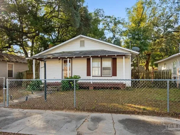 2205 Interlaken St, Pensacola, FL 32502