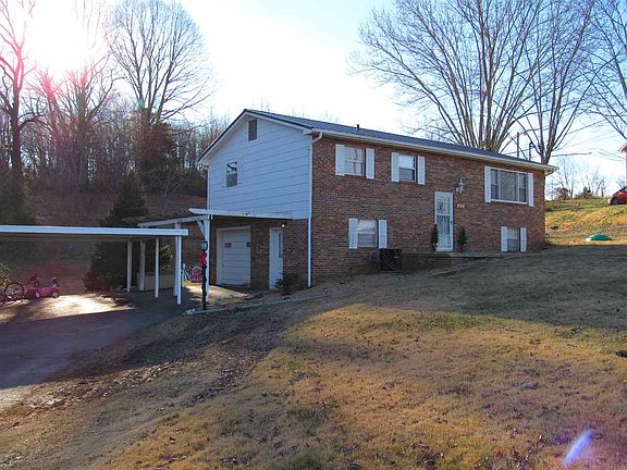 2nd image of 990 Choctaw Dr