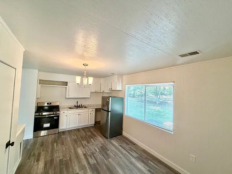 248 Quiet Circle Dr — Photo 5