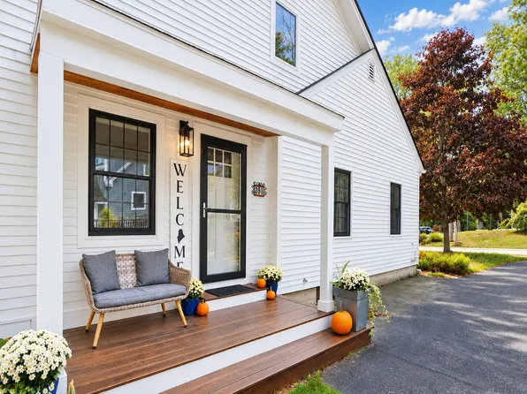 261 Main Street, Cumberland, ME 04021