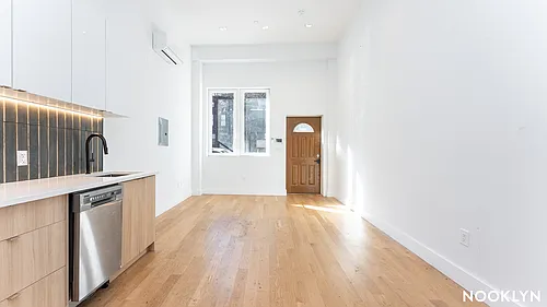 987 Bedford Ave #1F Photo 1