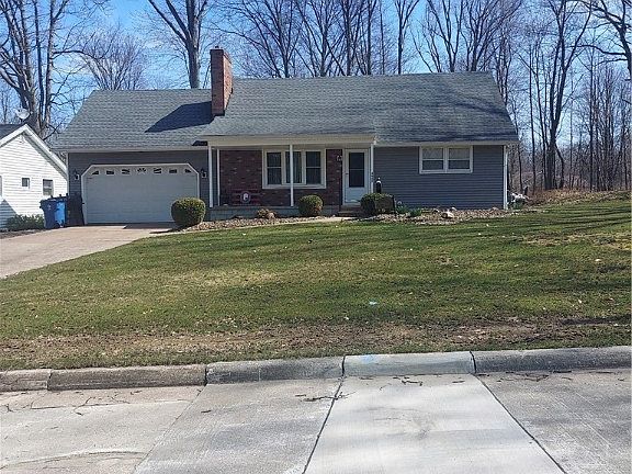 2nd image of 3847 Amherst Ave
