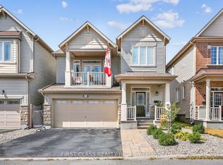 308 Autumnfield St, Ottawa, ON K2M0J4