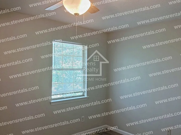 4149 Willard Dr — Photo 36
