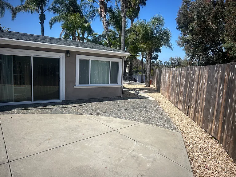 6930 Beagle St — Photo 23