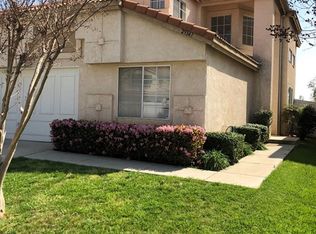 29347 Crest View Ln, Highland, CA 92346