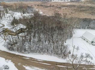 24334 N Grandview Dr, Lake Barrington, IL 60010