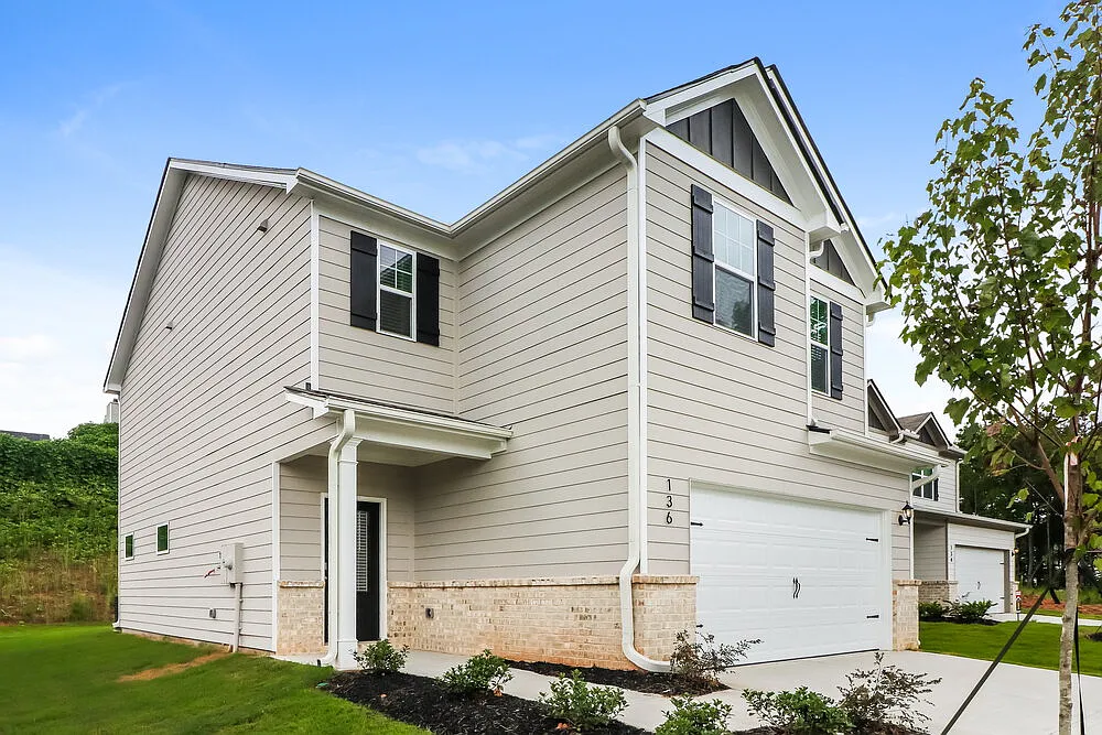 3 bed, 2.5 bath, 1879 sqft, $2,060 — Photo 4
