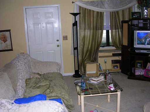 4th image of 3843 Paul St