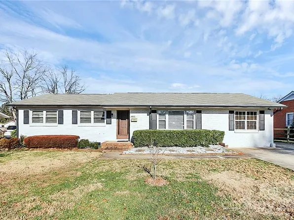 4001 Woodgreen Ter, Charlotte, NC 28205