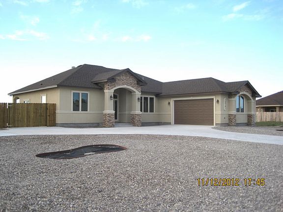 3rd image of 15741 Escapade St