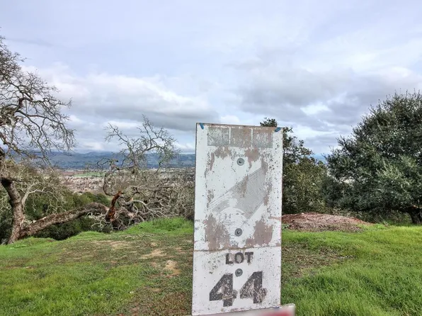 2244 Banyon Ct, Gilroy, CA 95020