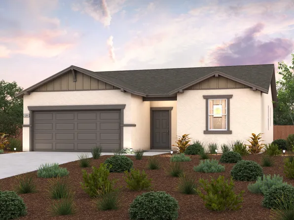 1607 Glory Ave, Tulare, CA 93274