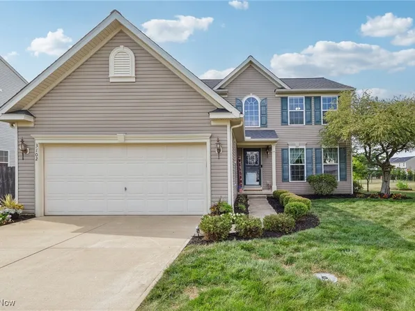3102 Wheaton Dr, Avon, OH 44011
