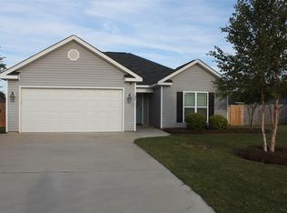 102 Rockport Ct, Perry, GA 31069