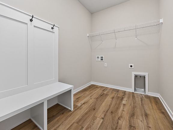 4th image of 9938 Watermeadow Cir