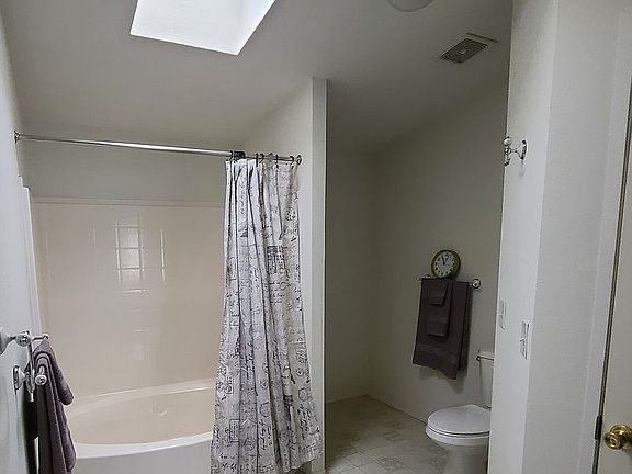 Primary bath with oversized tub