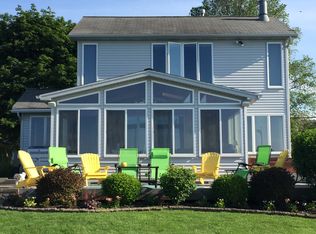 581 Ontario Dr, Ontario, NY 14519