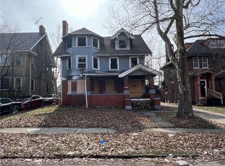 1822 Farmington Rd, East Cleveland, OH 44112