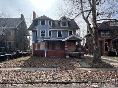 1822 Farmington Rd, East Cleveland, OH, 44112