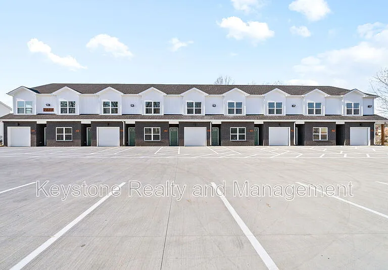 760 Tracy Ln #C108 — Photo 1