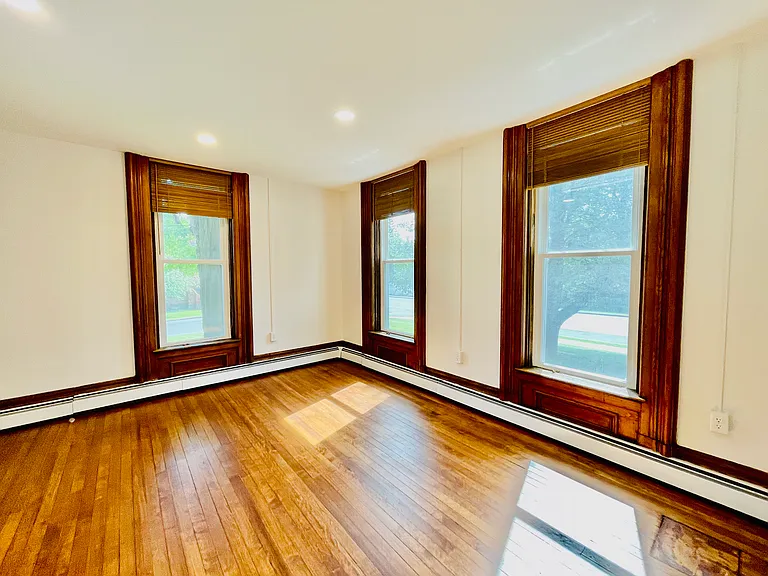 40 S Main St #1 — Photo 7