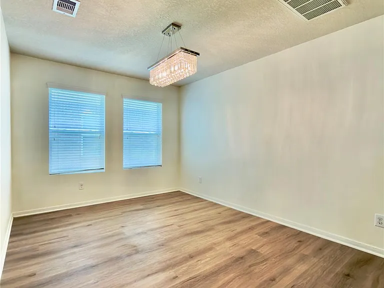 4935 Fair Oak Dale Ln — Photo 7