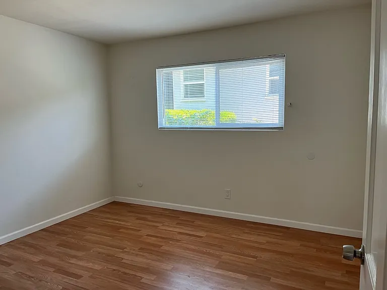1015 S Marguerita Ave #1 — Photo 9